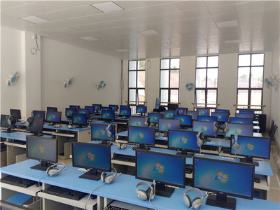 祝賀廣西警察學(xué)院云桌面實(shí)驗(yàn)室投入使用